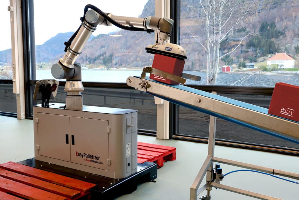 Palletizing solution using a cobot from Universal Robots and Pally software